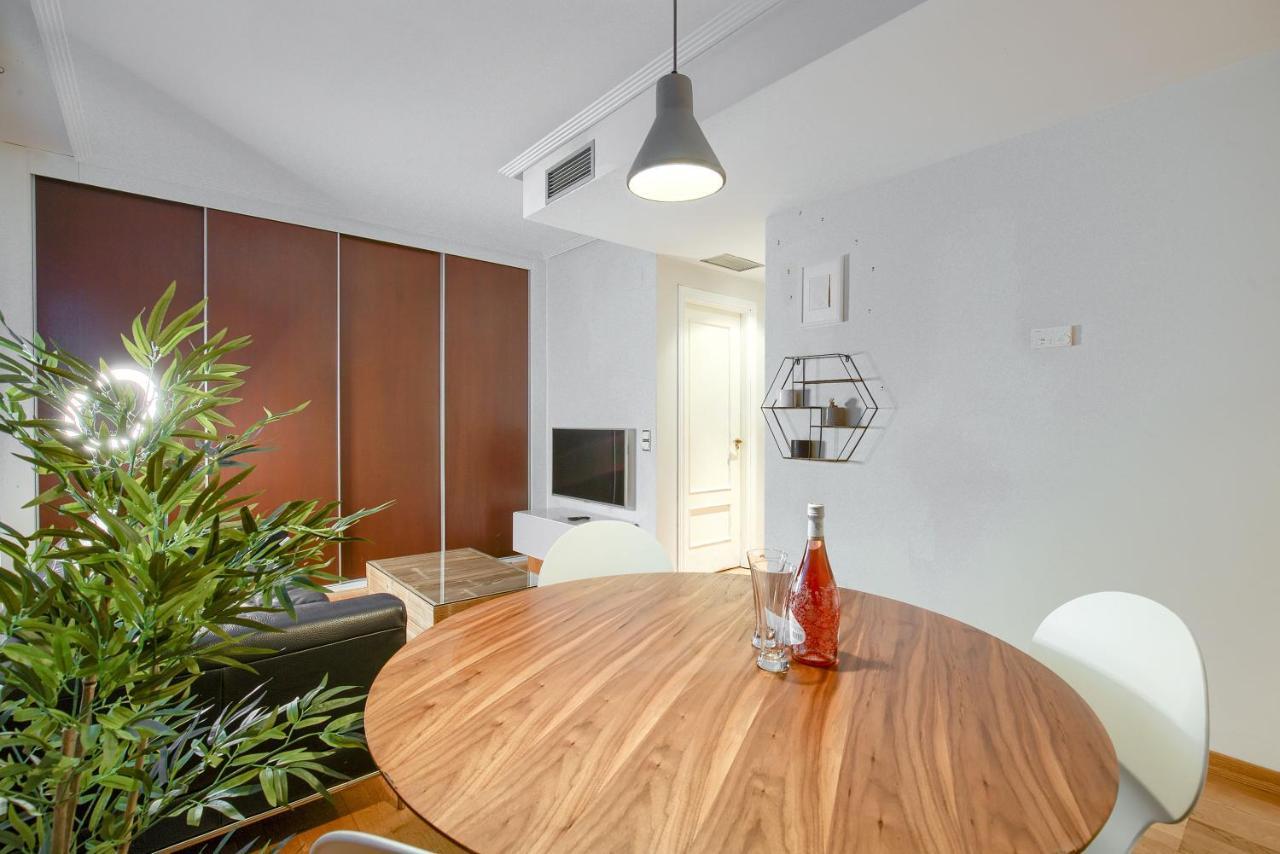 Apartamento En Chamberi Con Piscina - Lovely Apartment In The City Center With Swimming Pool Madrid Esterno foto