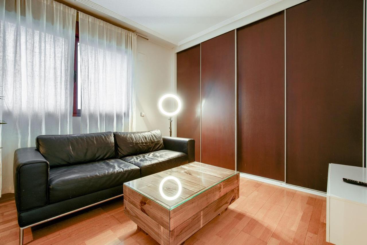 Apartamento En Chamberi Con Piscina - Lovely Apartment In The City Center With Swimming Pool Madrid Esterno foto